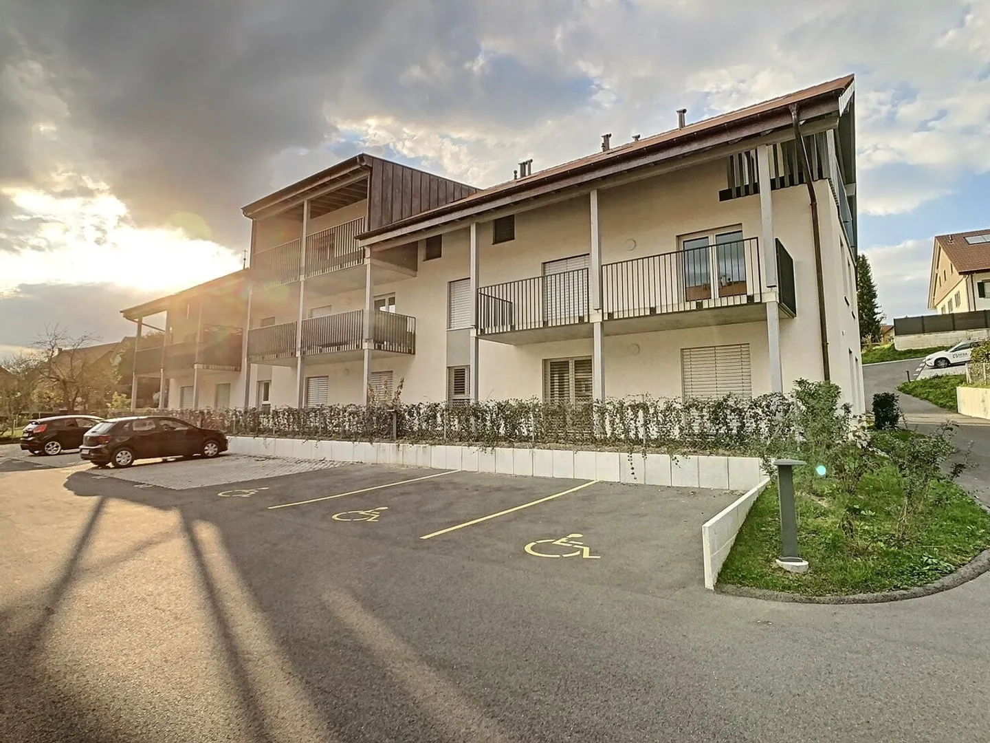 IN UN BELLO E TRANQUILLO CONTESTO APPARTAMENTO DI 3½ STANZE - Foto 1 di 6