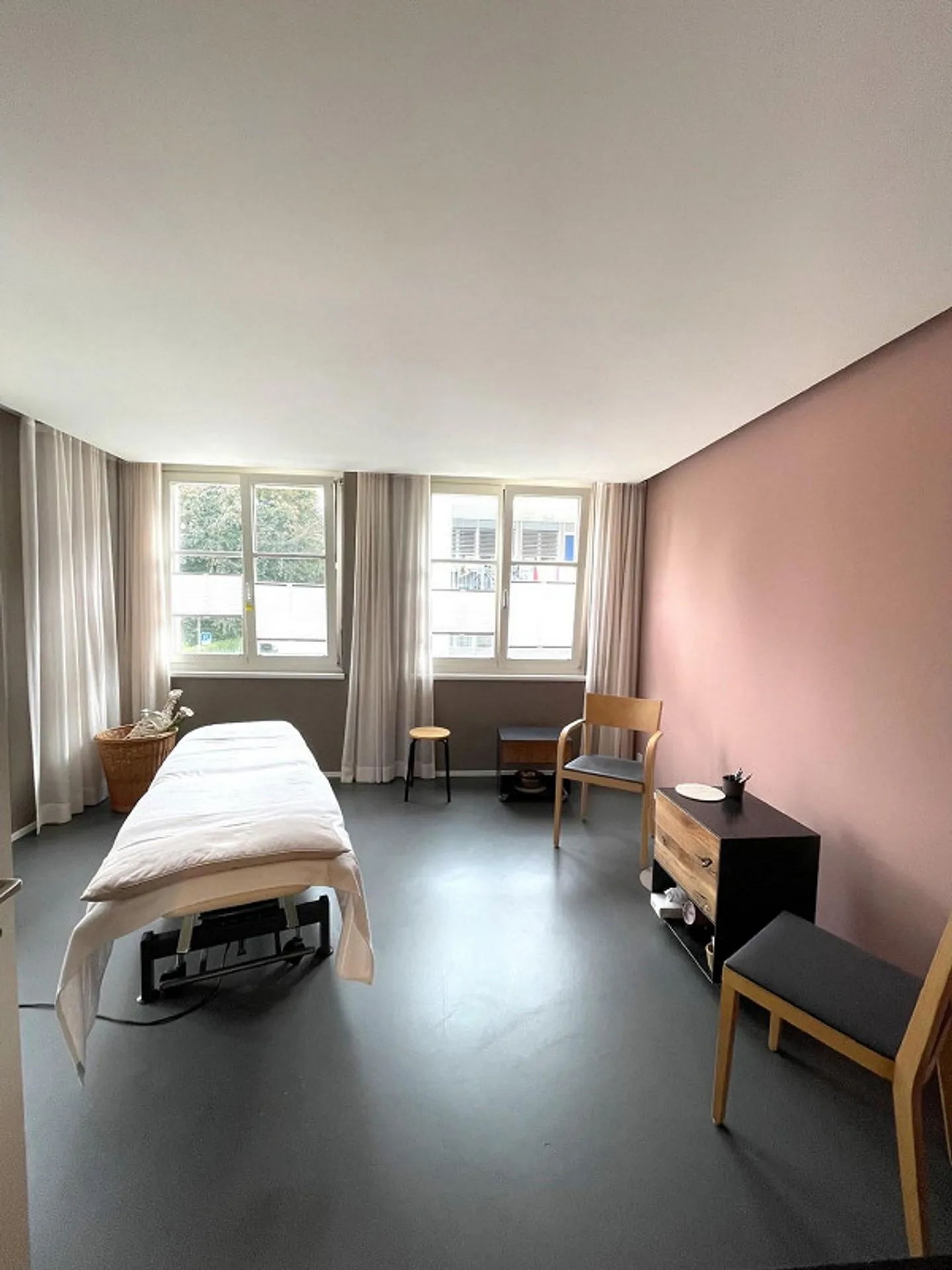 Spazio per pratiche in affitto ideale per fisioterapia, osteopatia o altri fornitori di servizi sanitari - Foto 8 di 13