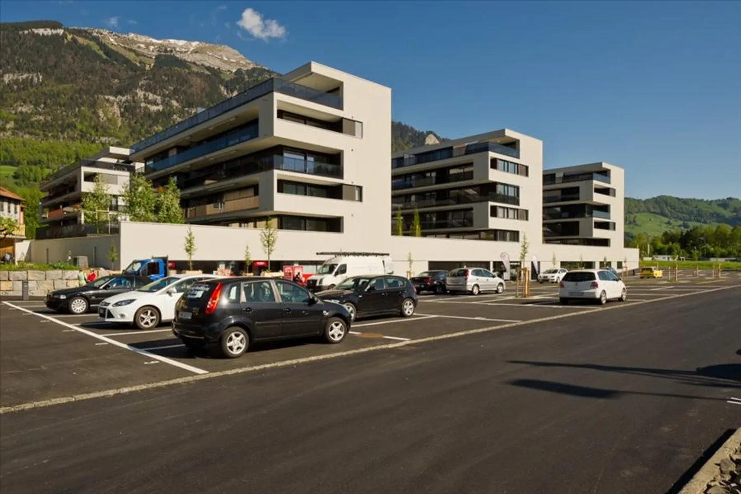 Outdoor parking space for rent - Photo 1 of 1