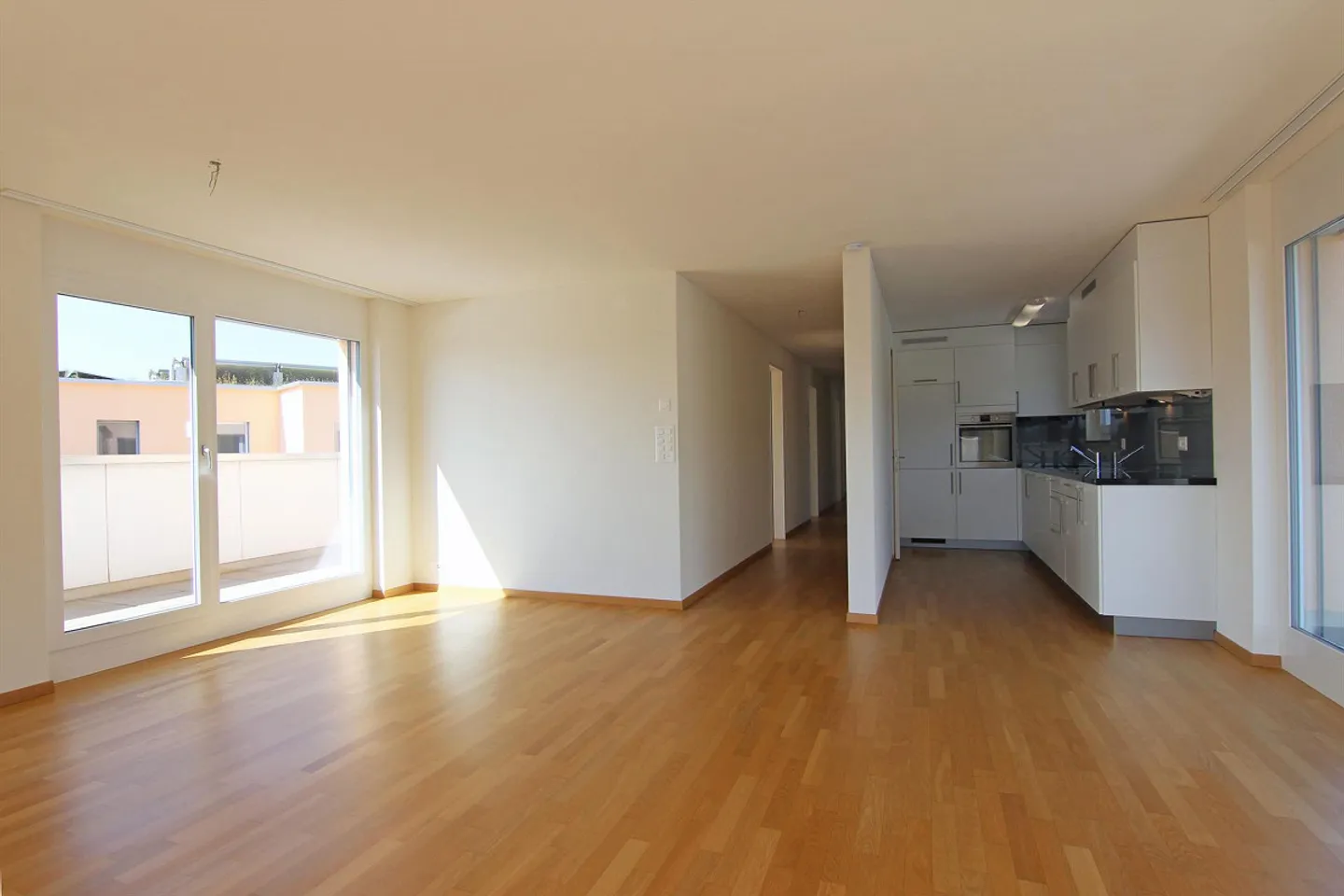 Modernes Penthouse mit Terrasse - Foto 3 von 5