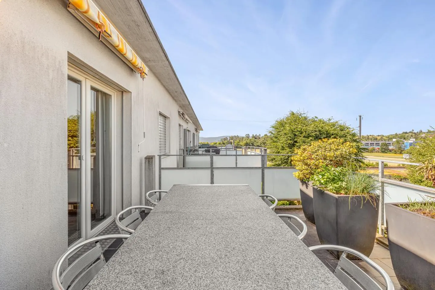 3.5-Zi-Wohnung mit Cheminée, Balkon & Tiefgaragenparkplatz - Foto 11 von 18