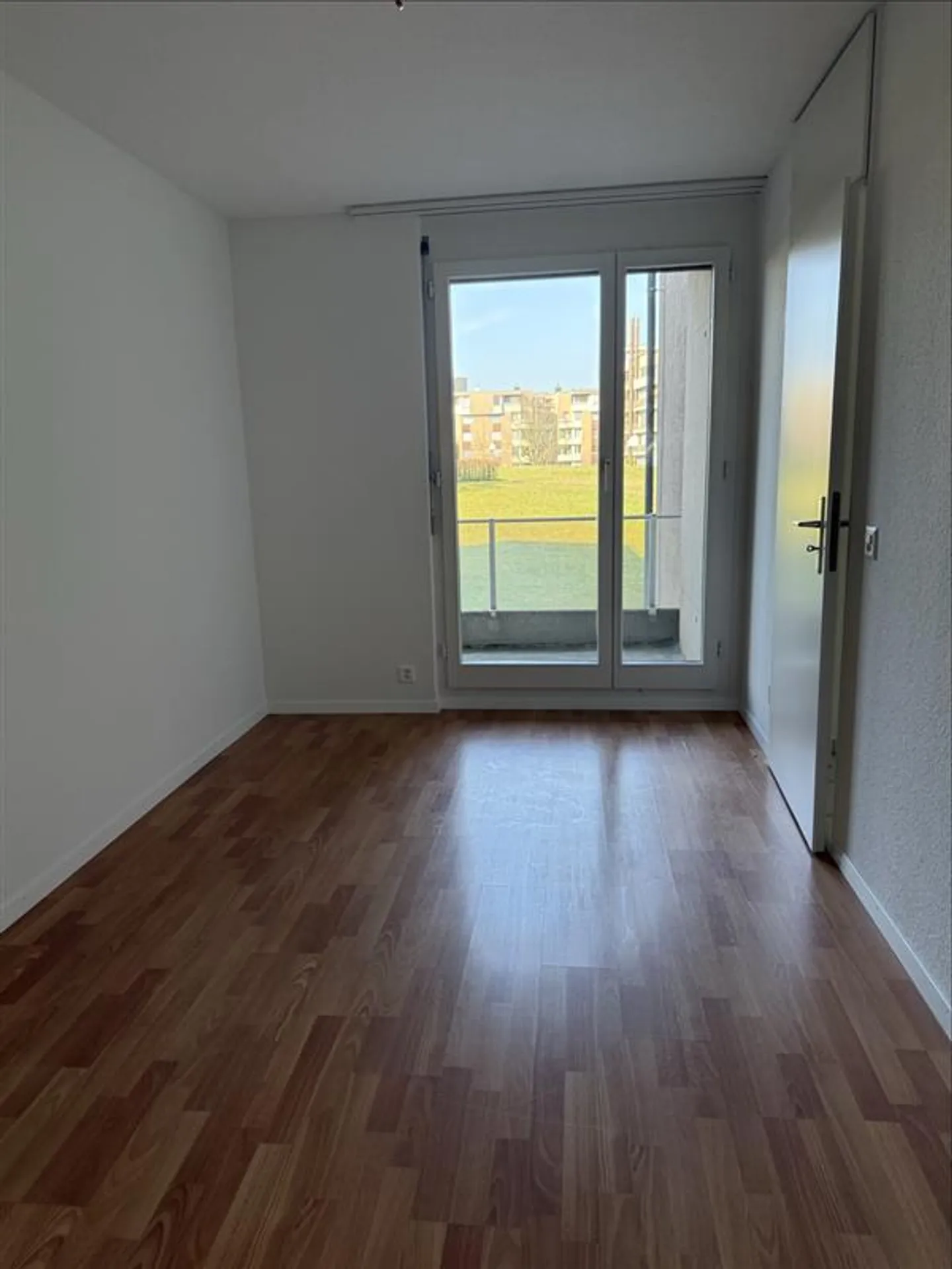 Modernes Apartment mit Grünblick - Foto 5 von 6