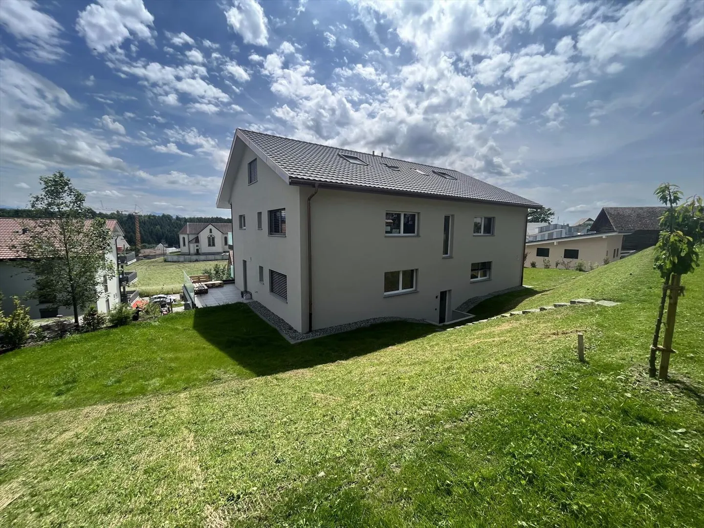 Magnificent 3.5 rooms in Mannens with beautiful terrace and private garden - Photo 4 of 6