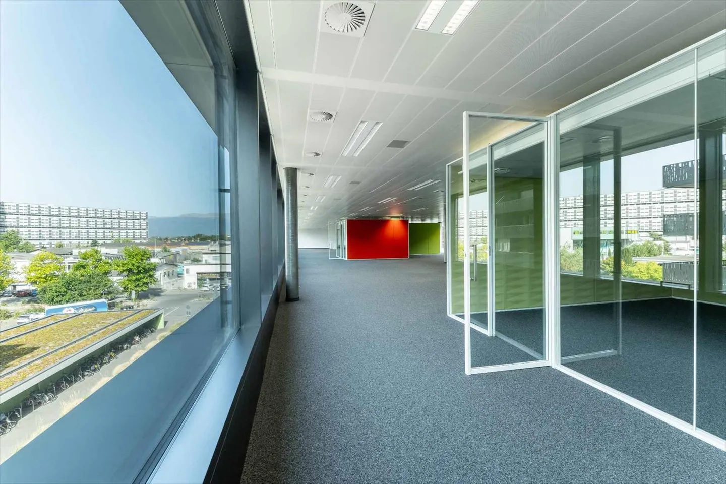 Magnifico spazio amministrativo di 526 m2 in un edificio recente. - Foto 7 di 8