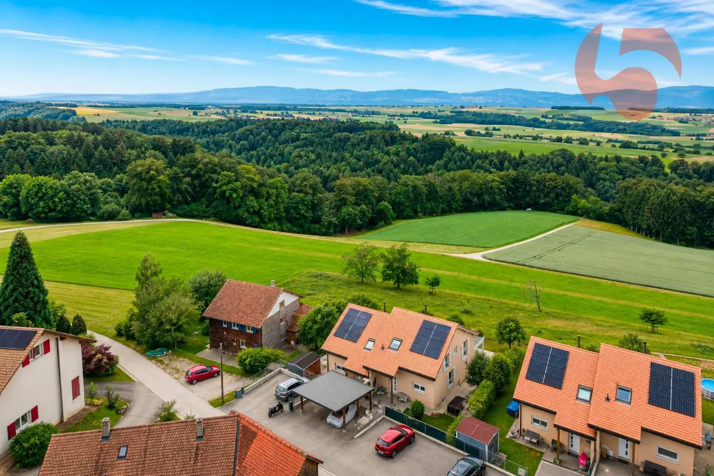 Magnificent 4.5-room villa with panoramic view of the Jura and the countryside - Photo 13 of 13