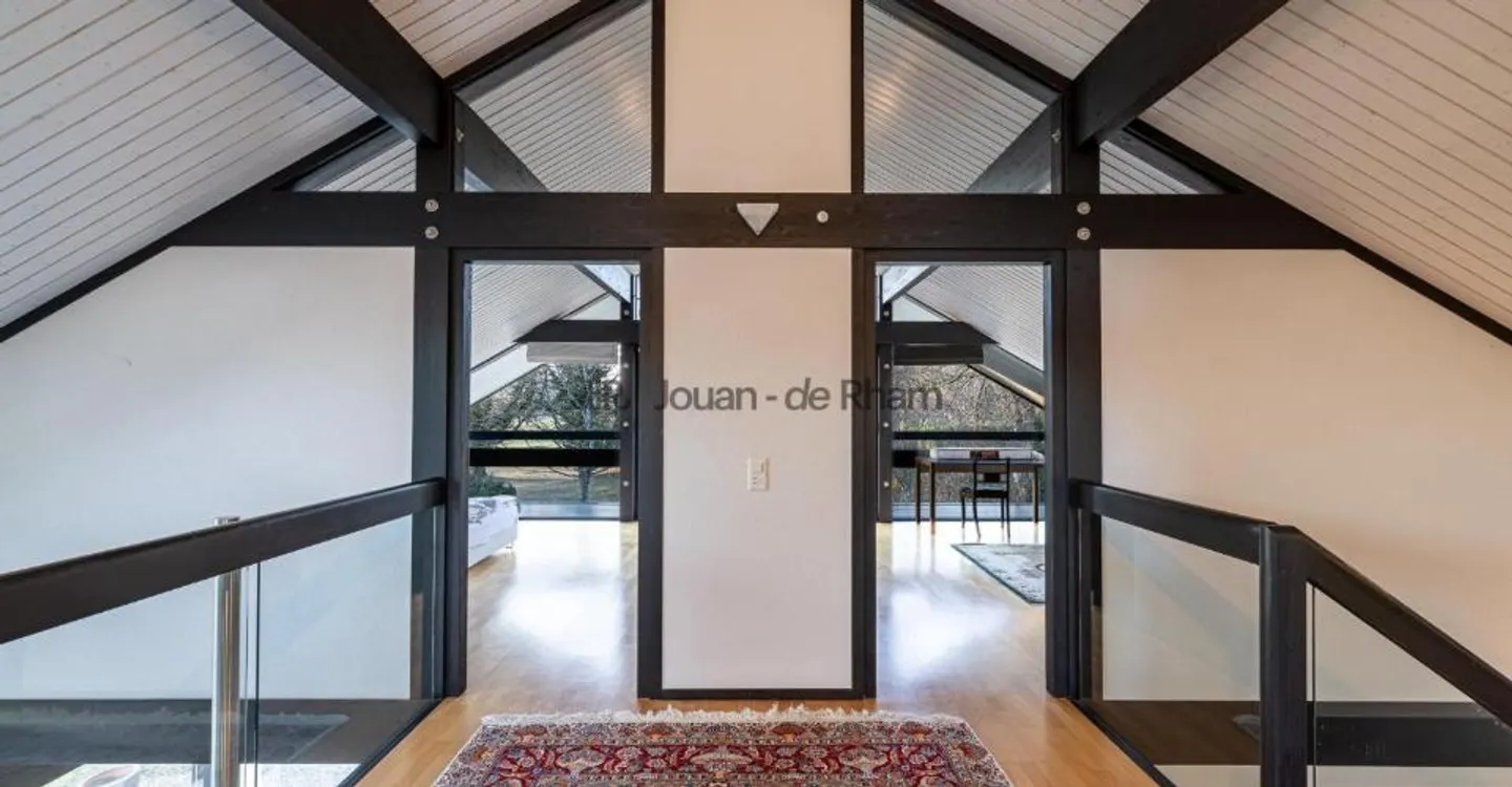 Superb bright house on the edge of the Geneva Golf Club - Photo 8 of 8