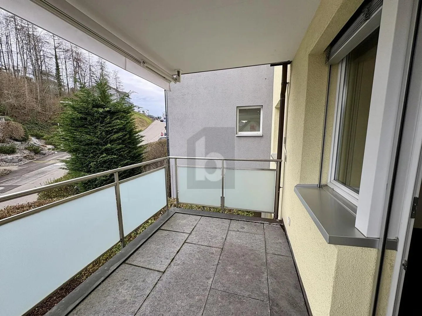 EMPLACEMENT CENTRAL AVEC VUE MERVEILLEUSE - Photo 2 sur 6