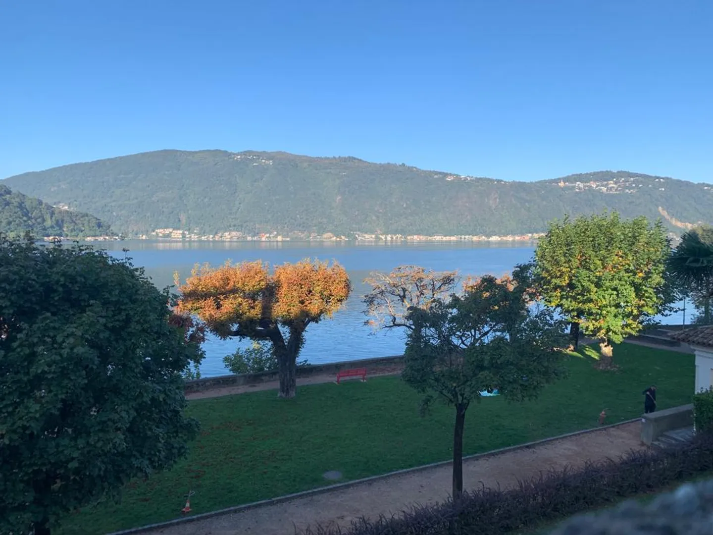 LUGANO - MAROGGIA Schönes 4.5-Zimmer-Apartment direkt am See - Foto 2 von 8