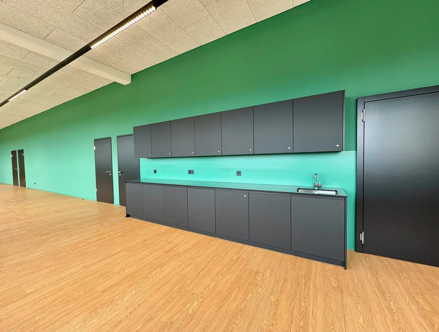 Spazi per uffici / atelier moderni in affitto a Wangen-Brüttisellen - Foto 7 di 11