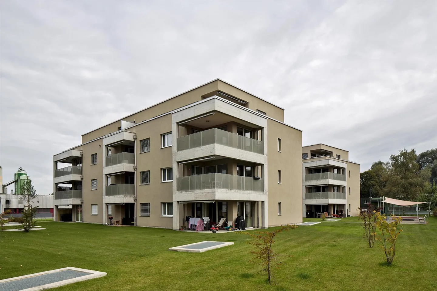 Moderne Tiefgaragenplätze - Foto 2 von 2