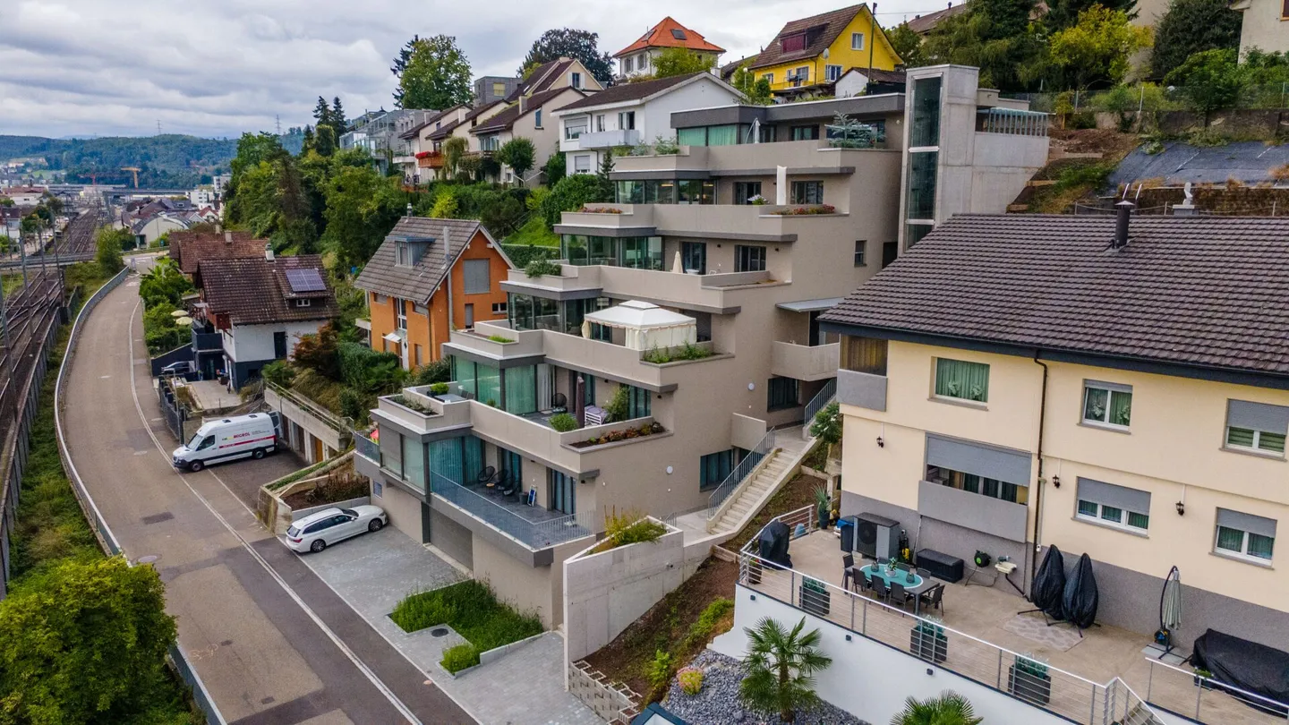 Frenkendorf: Appartamento in terrazza 5.5 stanze con panorama a 180° e sensazione di grattacielo - Foto 15 di 15