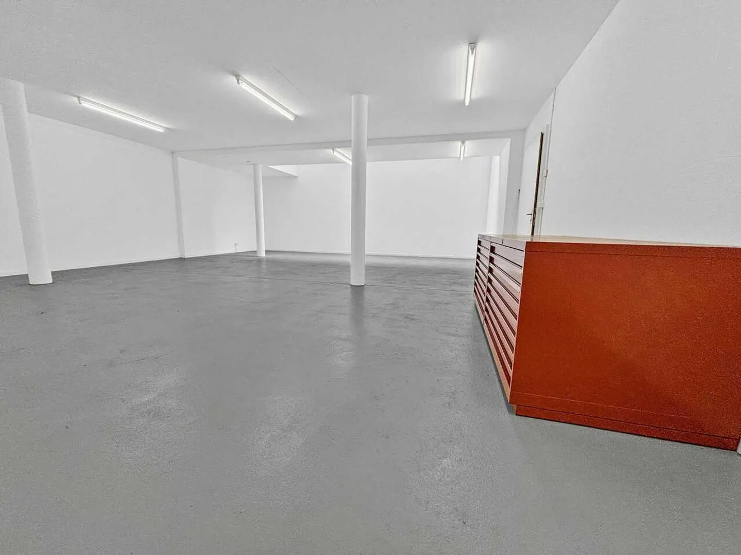 Espace commercial polyvalent à Ittigen - Photo 9 sur 11