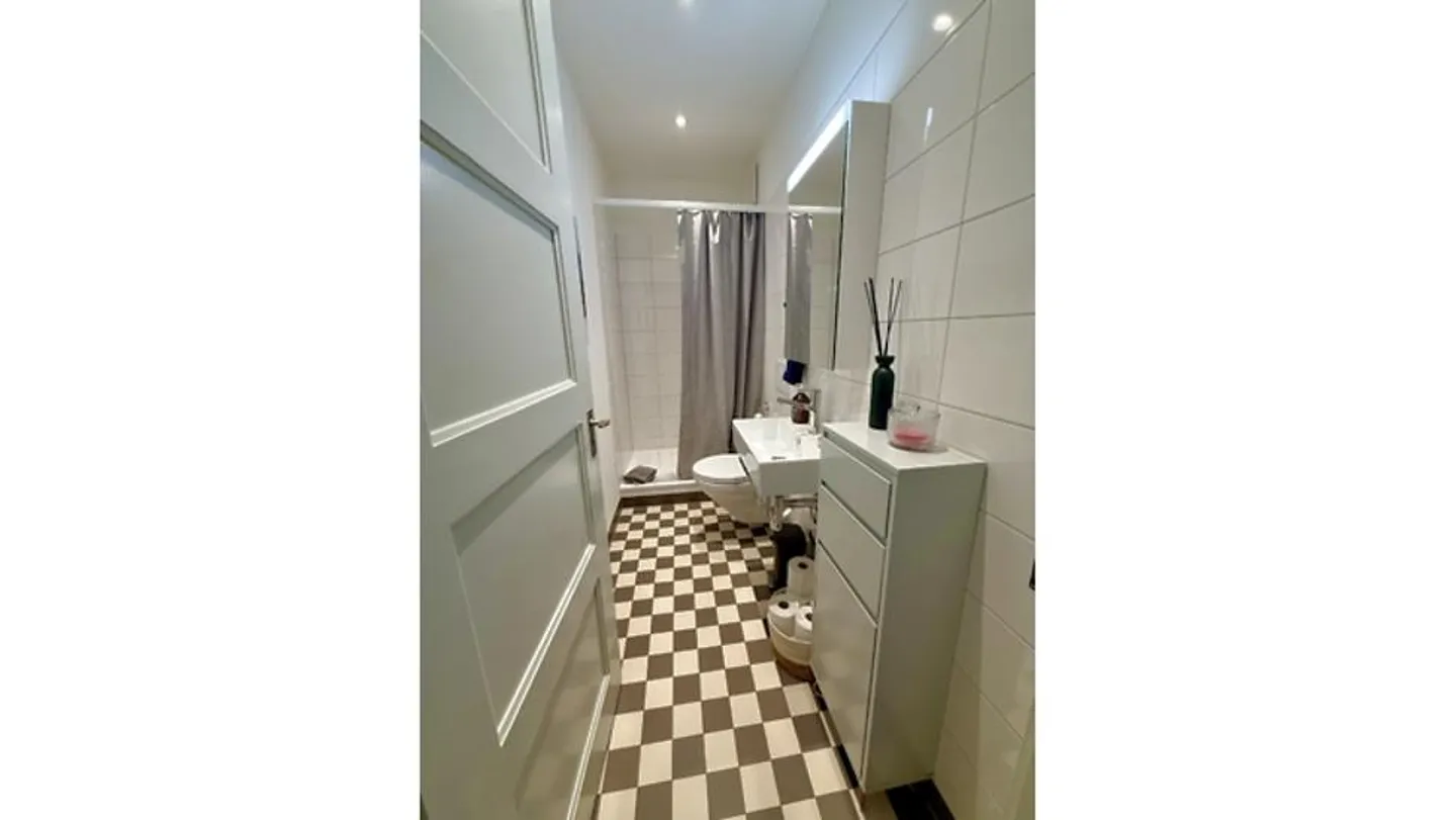 APPARTAMENTO 2½ BR A BERNA - LÄNGGASSE, ARREDATO, TEMPORANEO - Foto 5 di 8