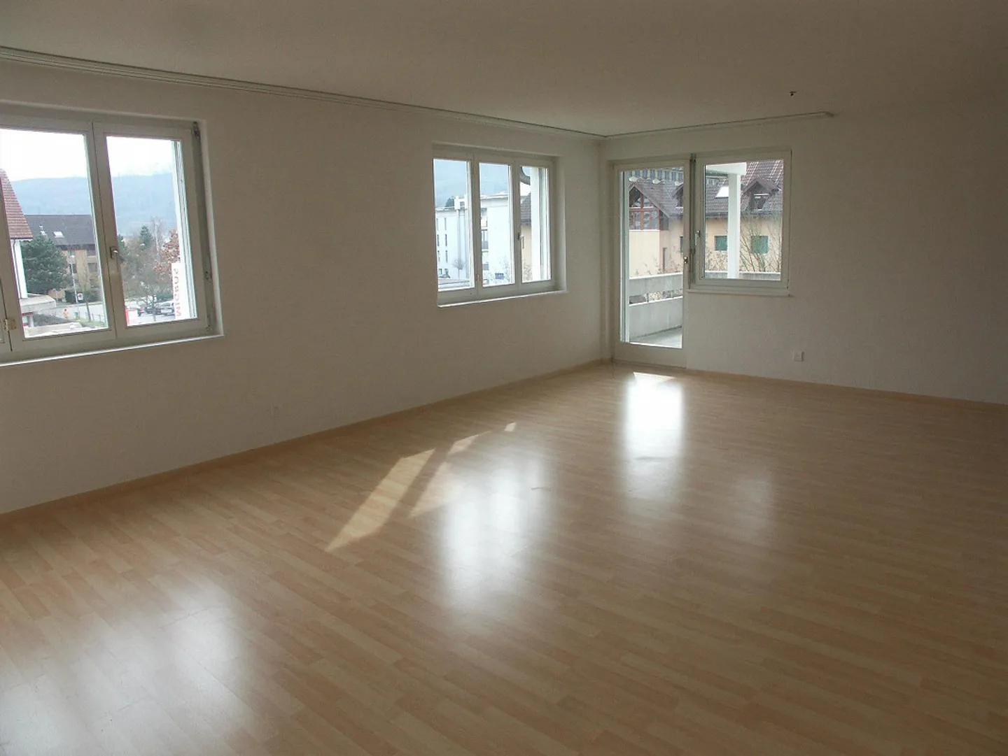 Charmante 4.5-Zimmer Wohnung - Foto 1 von 9