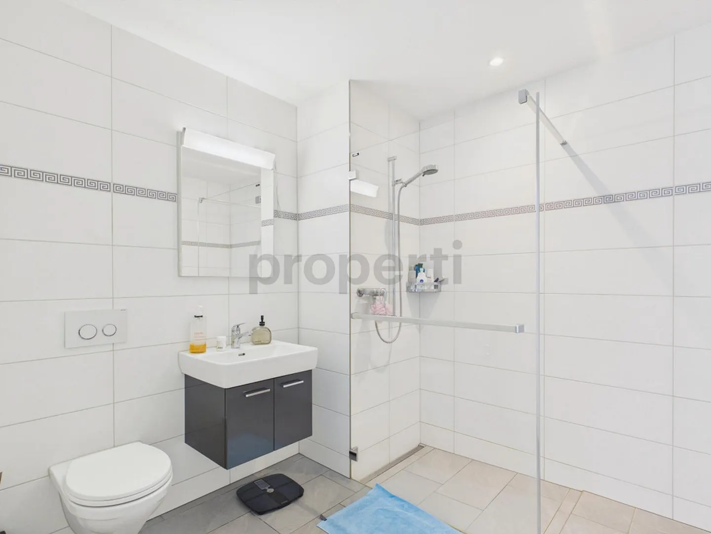 Vivere in modo efficiente con un balcone soleggiato a Bubikon - Foto 7 di 12