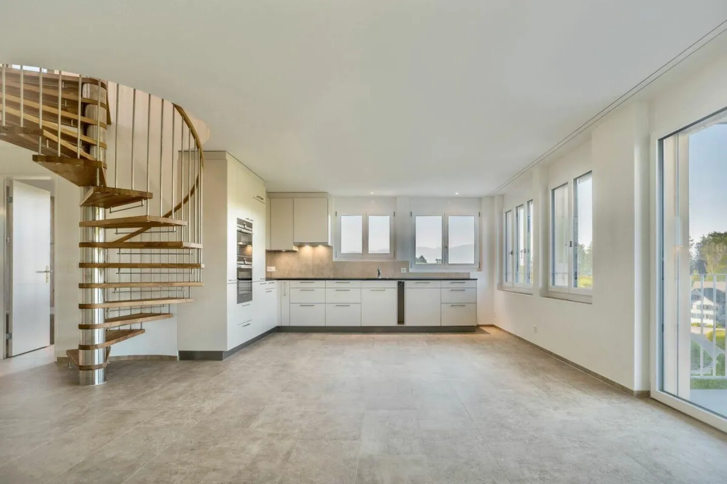 Sonnige Wohnung in ruhiger Lage - Foto 2 von 10