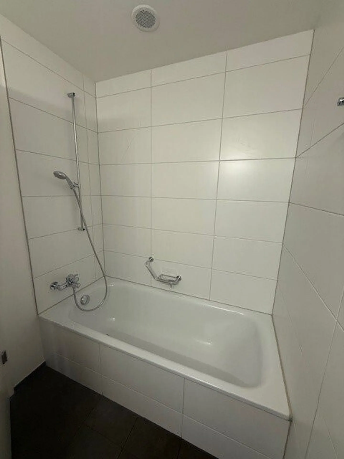 Esclusivo appartamento attico di 3,5 stanze con grande terrazza - Foto 5 di 10