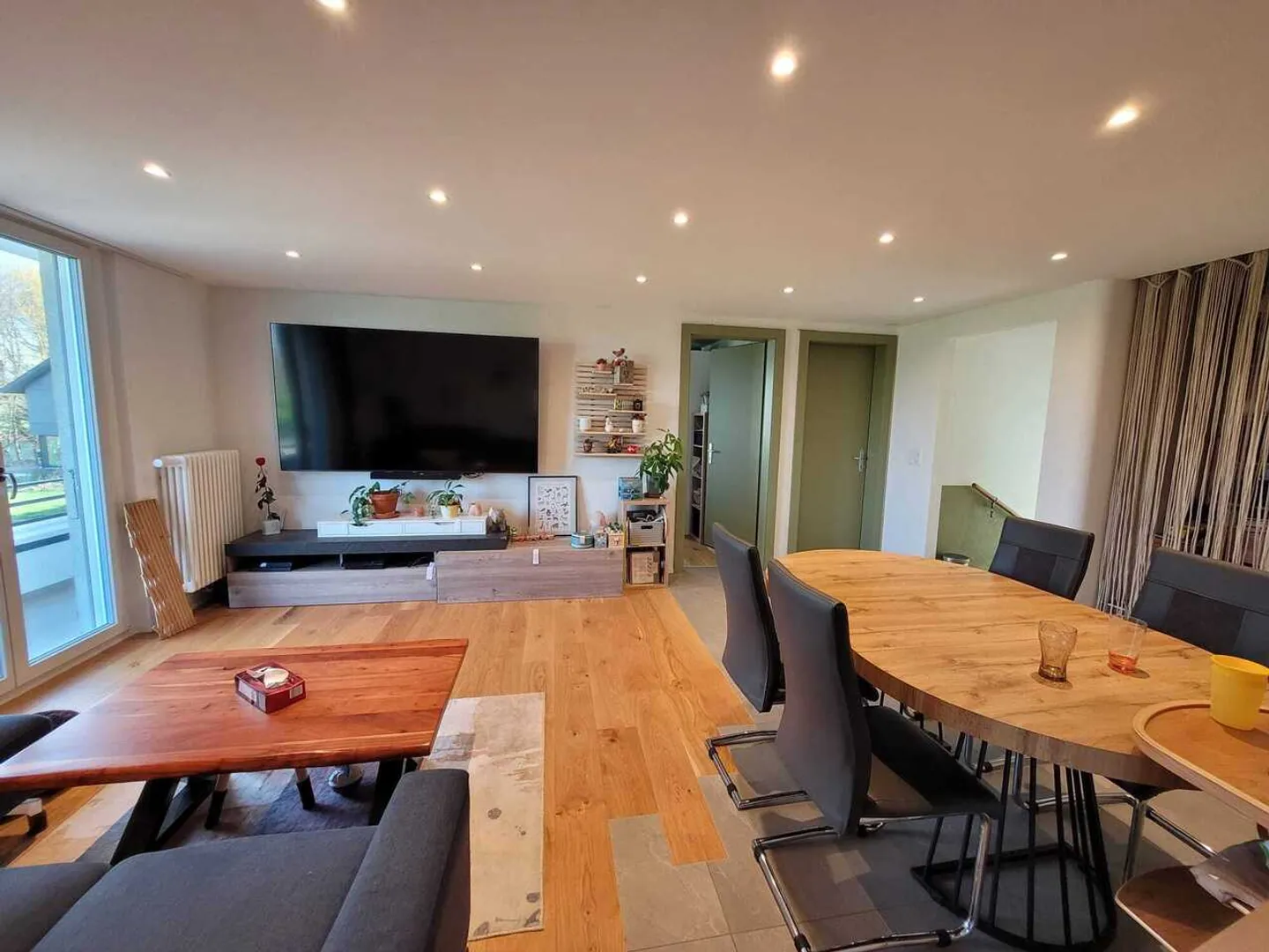 Wunderschönes Einfamilienhaus mit zwei Wohnungen - Foto 6 von 22