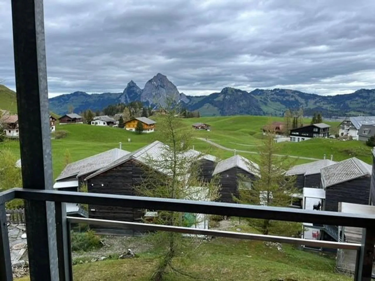 Living in the Mountains - Photo 2 of 10