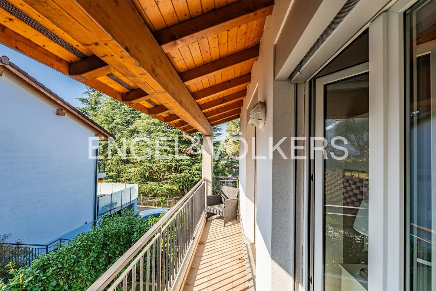 Maison familiale à Montagnola avec jardin lumineux - Photo 13 sur 13