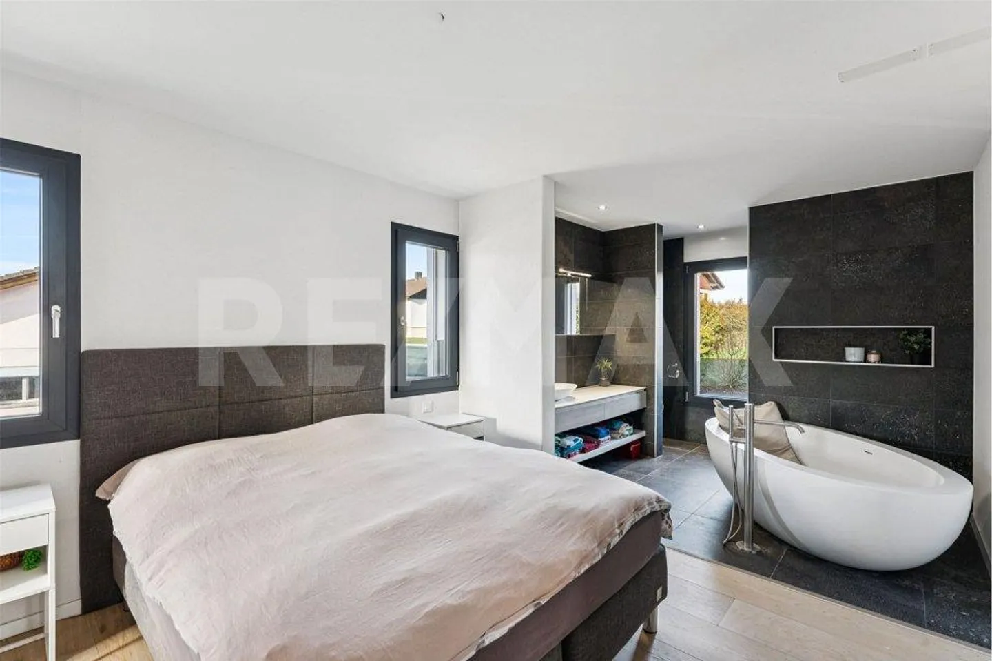 Wunderschöne 4,5-Zimmer-Wohnung in Orsonnens (FR) mit freiem Blick - Foto 8 von 13