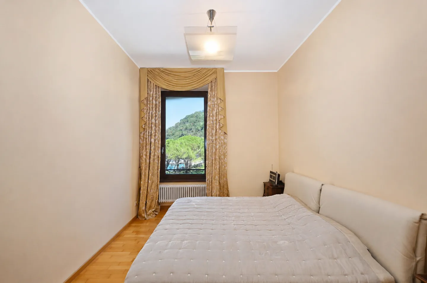 Penthouse Élégant Directement sur les Rives du Lac de Lugano - Photo 13 sur 21