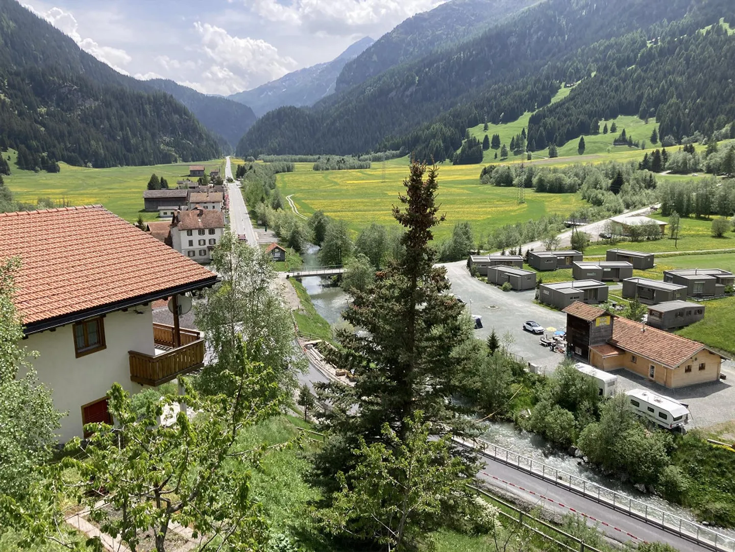 Chalet Incantevole vicino alle Aree Sciistiche - Foto 1 di 10