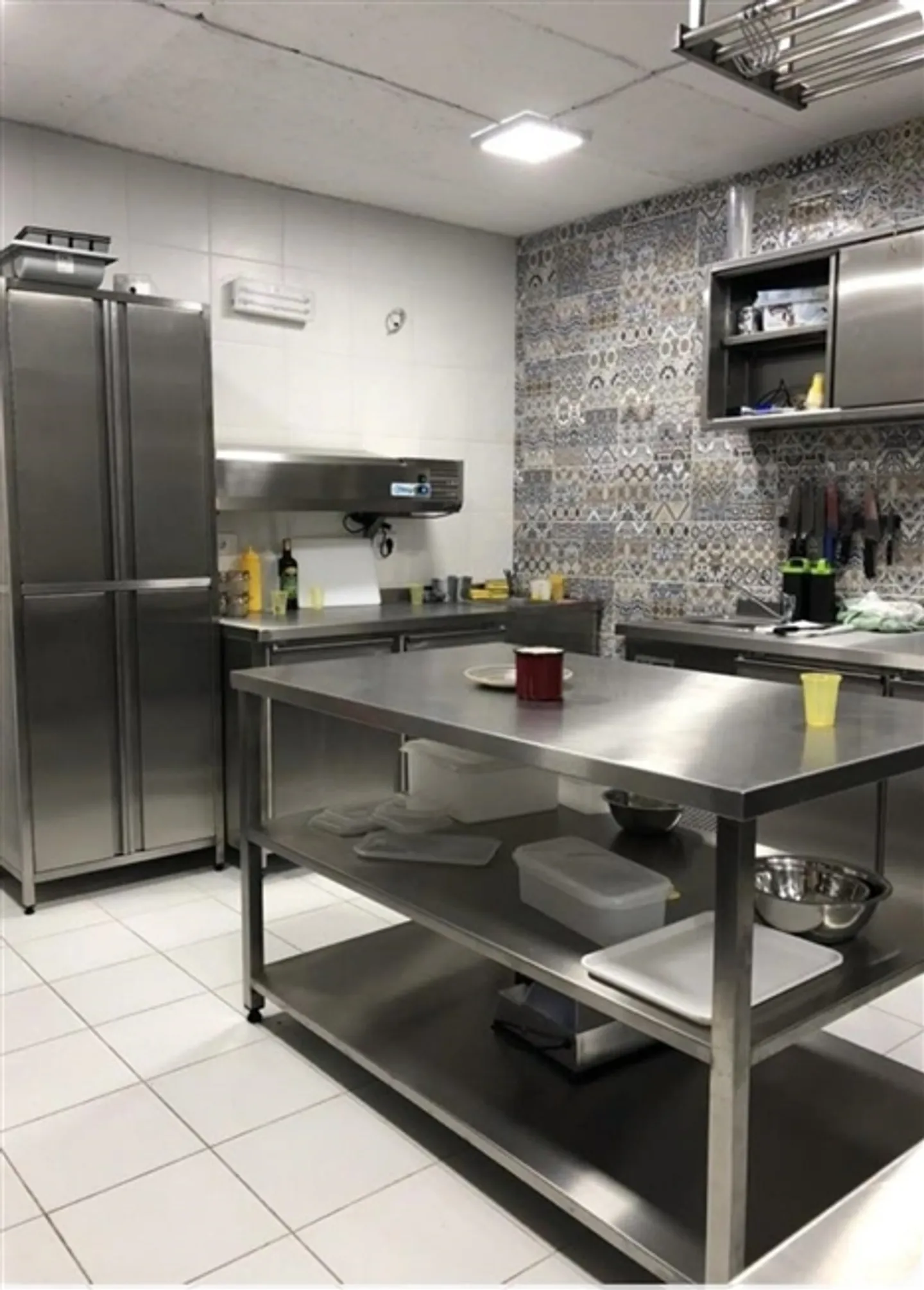 Labor Caterer Le Mont-sur-Lausanne, Switzerland - Photo 1 of 6