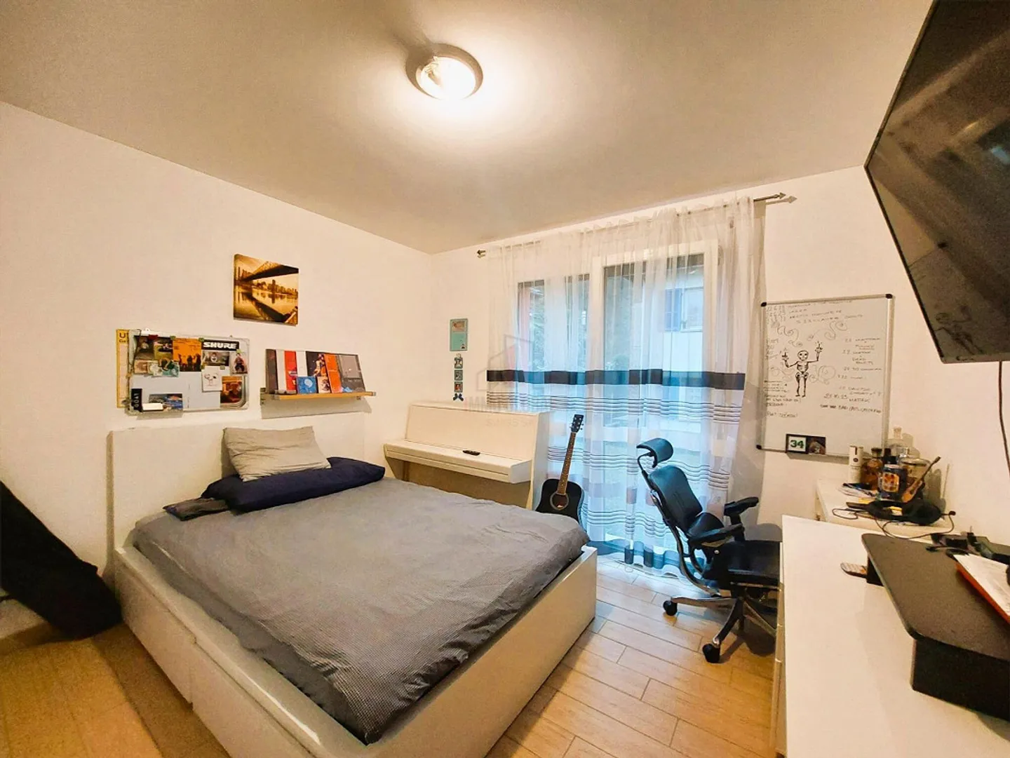 APPARTEMENT LUMINEUX AVEC JARDIN PRIVÉ - Photo 5 sur 8