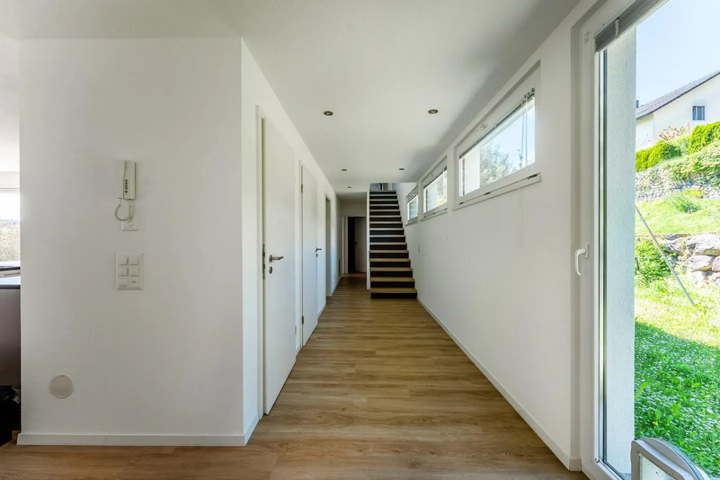 Casa familiare moderna con molto spazio e alta qualità abitativa - Foto 5 di 20