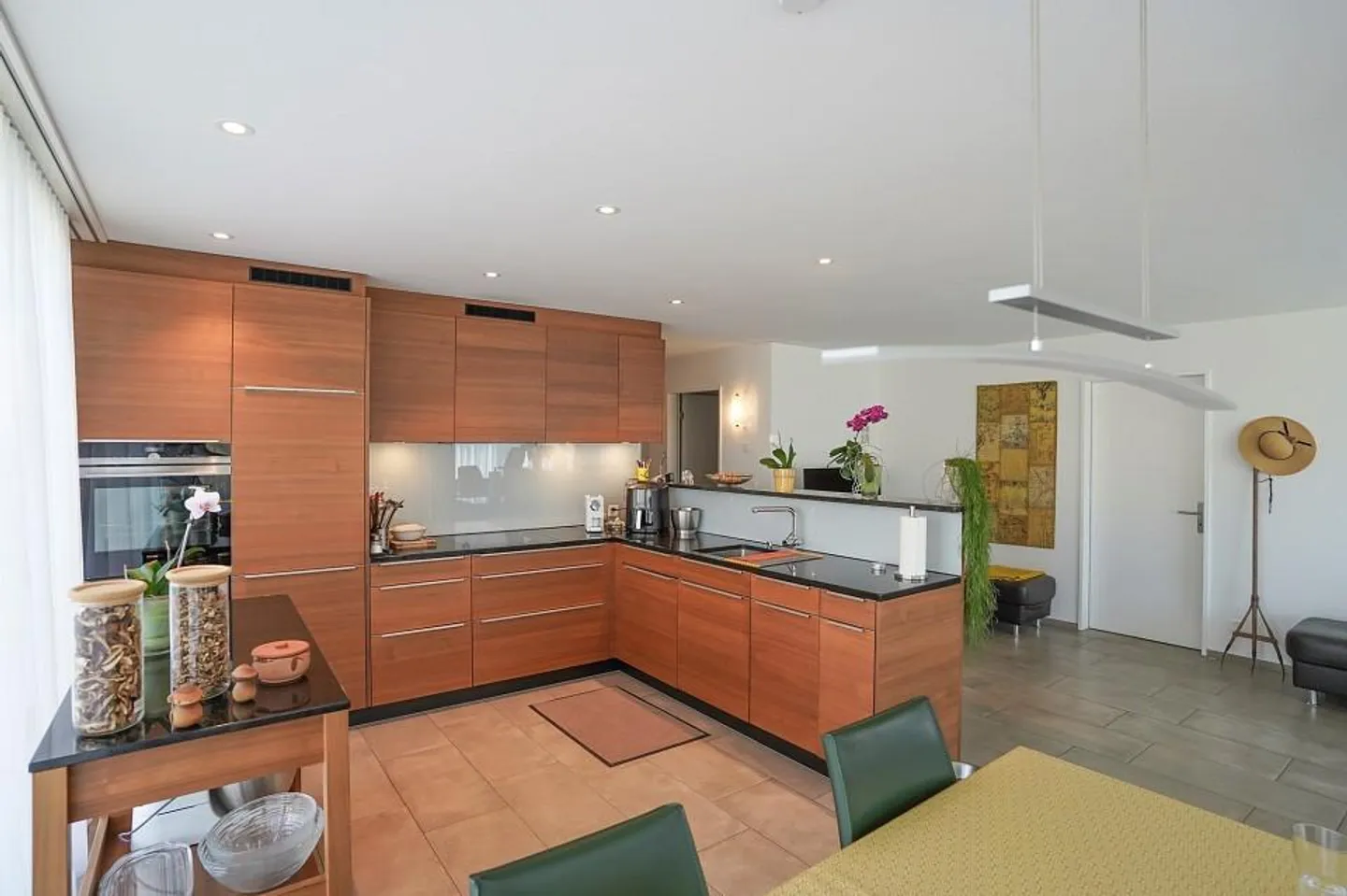 Appartamento giardino attraente di 4½ locali presso l'Aare - Foto 3 di 13