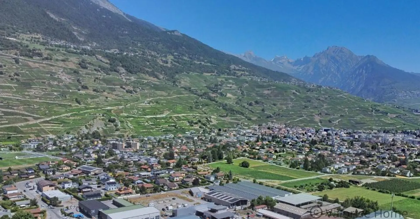 Land with building permit in Vétroz - Photo 3 of 7