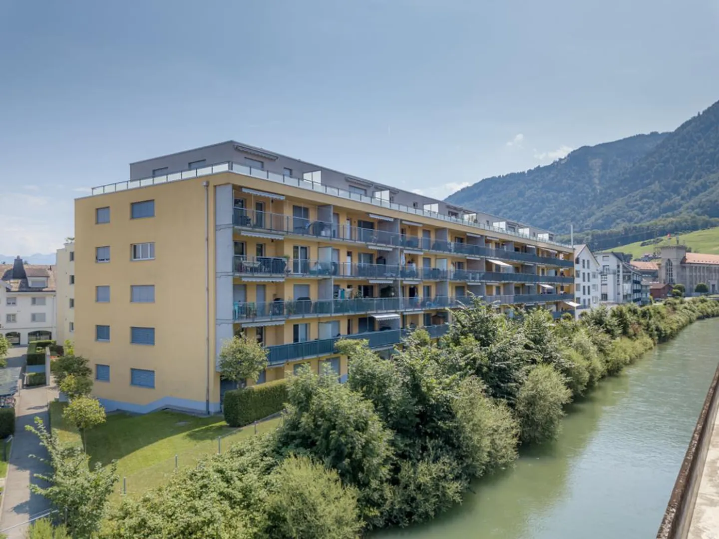 Bel appartement dans un emplacement central - Photo 1 sur 5