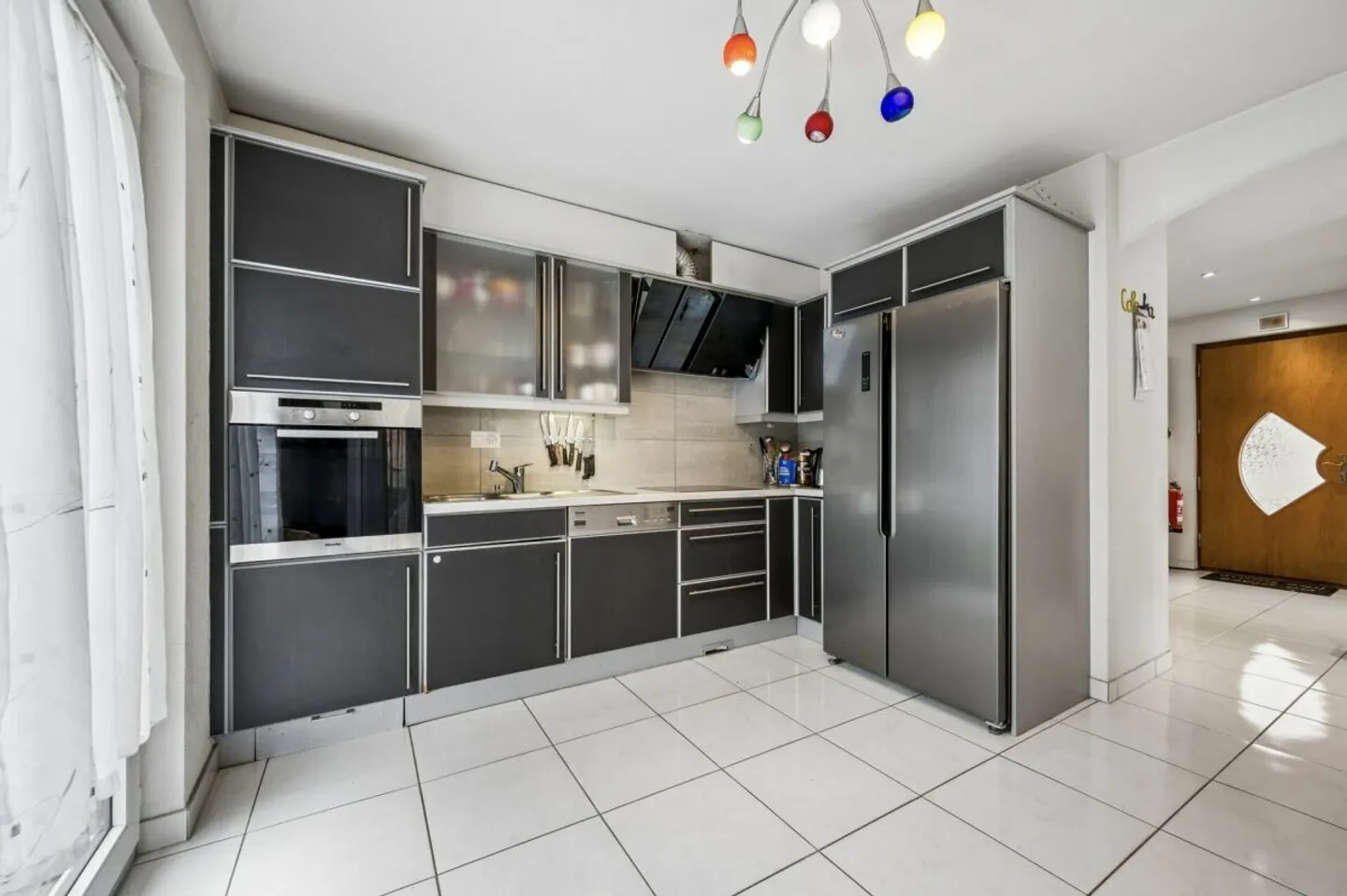 Familienvilla mit 5 Zimmern und Garten - Foto 2 von 14