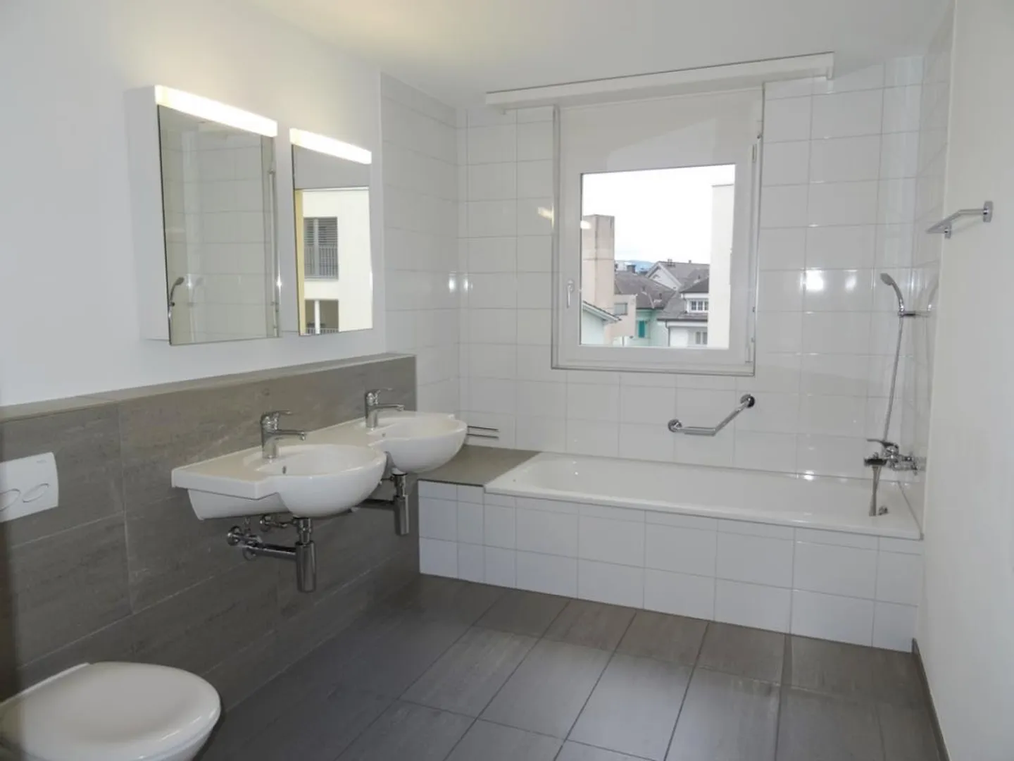 Bel appartement dans un emplacement central - Photo 3 sur 5