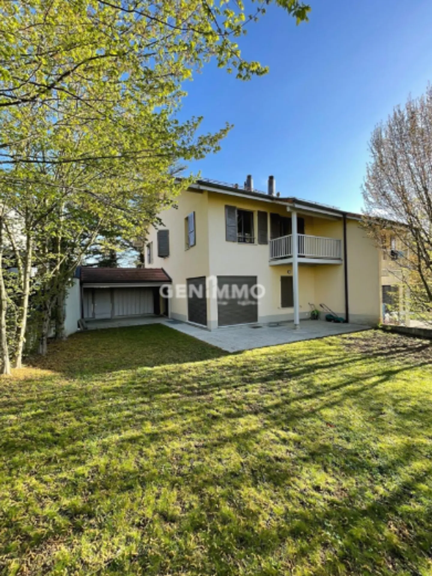 A LOUER VILLA RIVE DROITE - Photo 1 sur 7