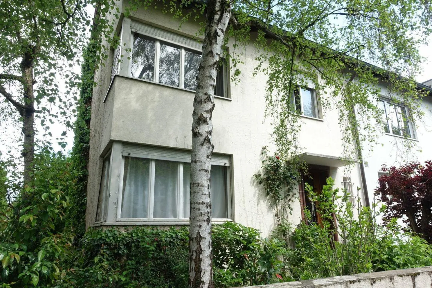 Casa a schiera di 6 stanze adatta alle famiglie a Bruderholz - Foto 2 di 4