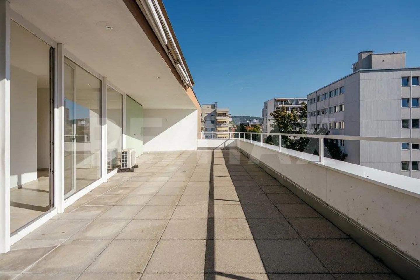 Attique 3.5 pièces - Foto 4 von 13