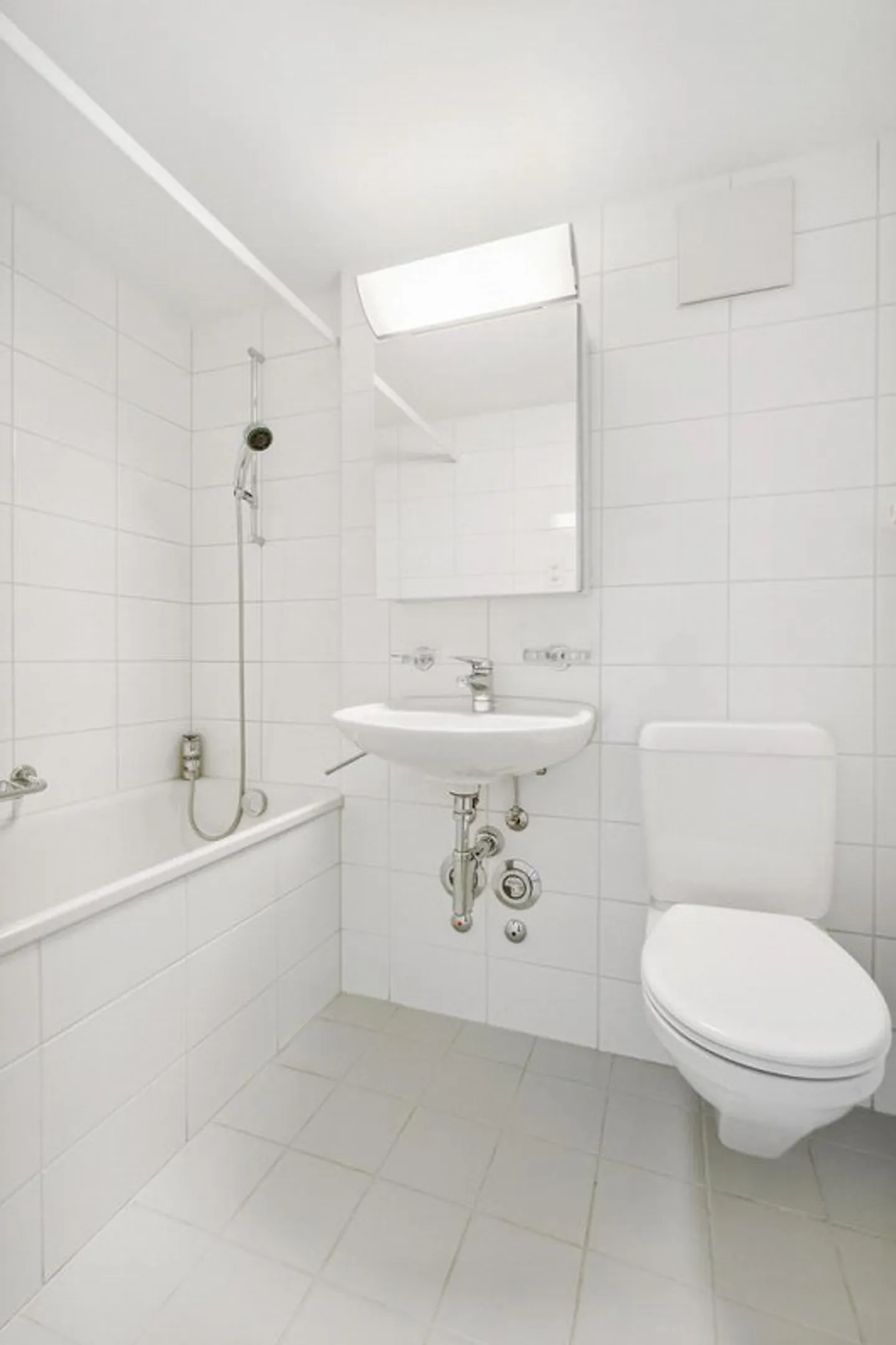 Appartamento 3 camere con grande giardino d'inverno! - Foto 7 di 7