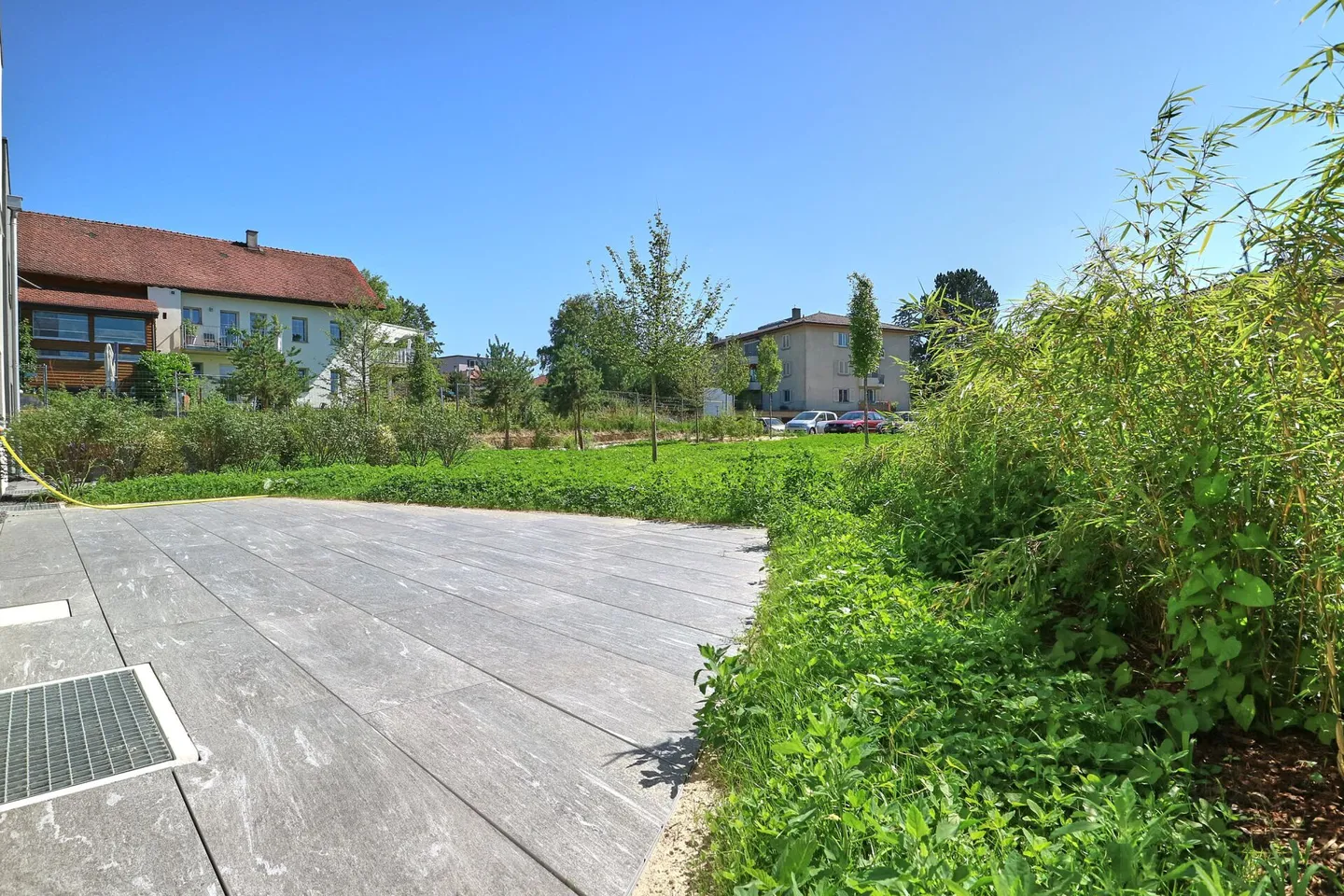 INVESTOR: MODERN AND BRIGHT APARTMENT WITH LARGE TERRACE - LOT B1 - Photo 2 of 11