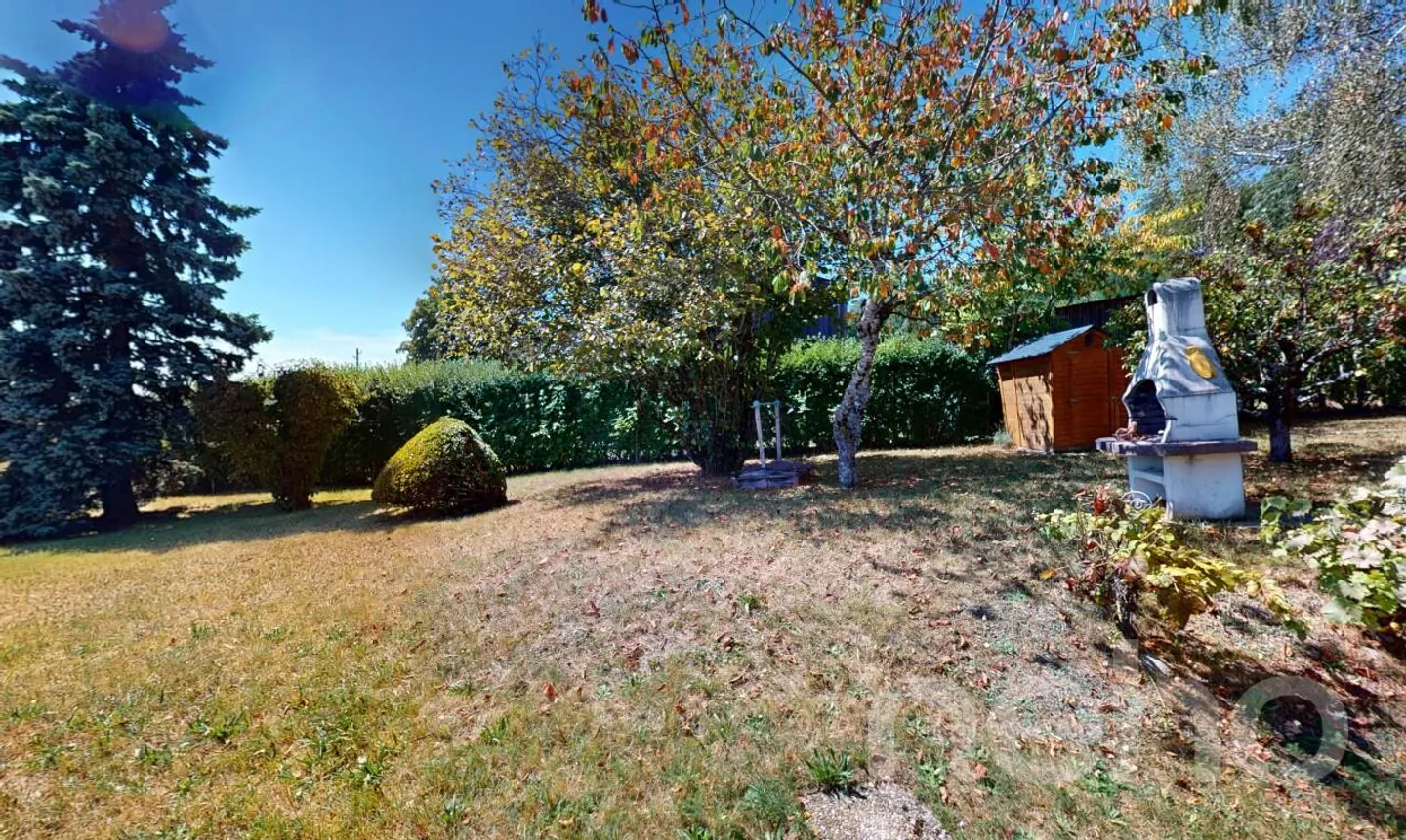 Casa affascinante, vista sulla campagna e grande potenziale - Foto 3 di 11