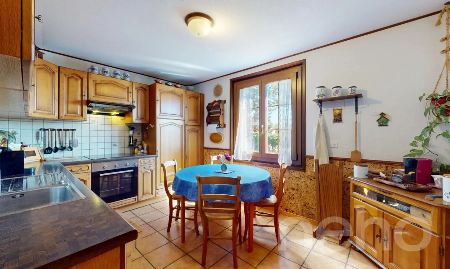 Casa affascinante, vista sulla campagna e grande potenziale - Foto 10 di 11