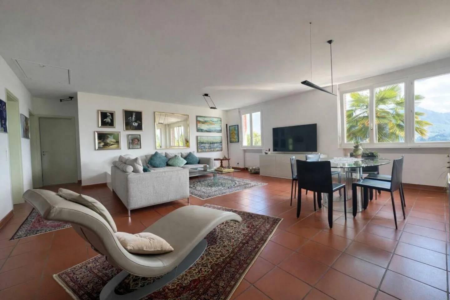 Prächtige Villa in Carona mit Garten - Foto 7 von 10