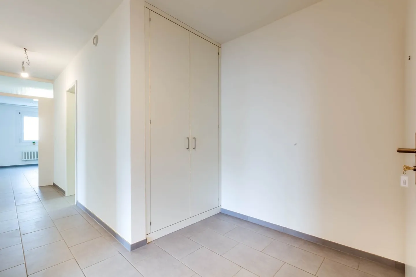 AFFITTARE SENZA CAUZIONE - Vivere a Birsfelden - Foto 2 di 9