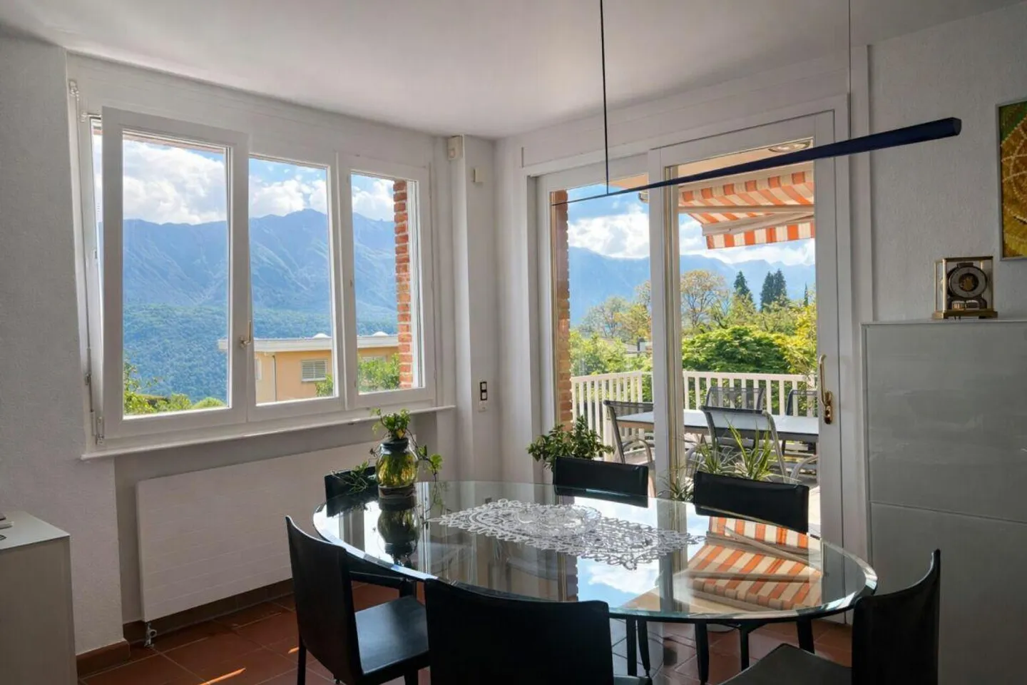 Prächtige Villa in Carona mit Garten - Foto 5 von 10