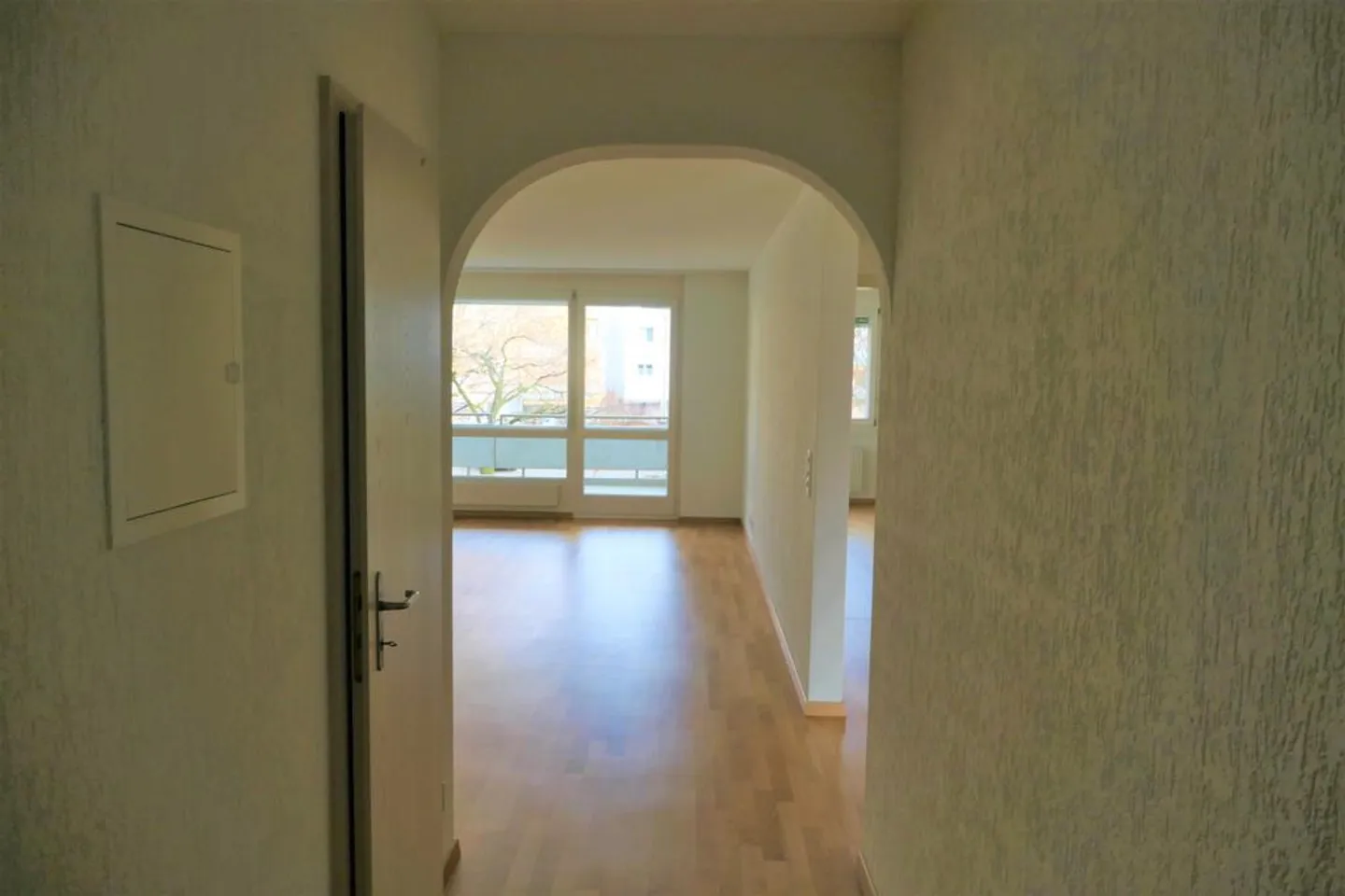 Helle 3.5-Zimmer Wohnung - Foto 3 von 11