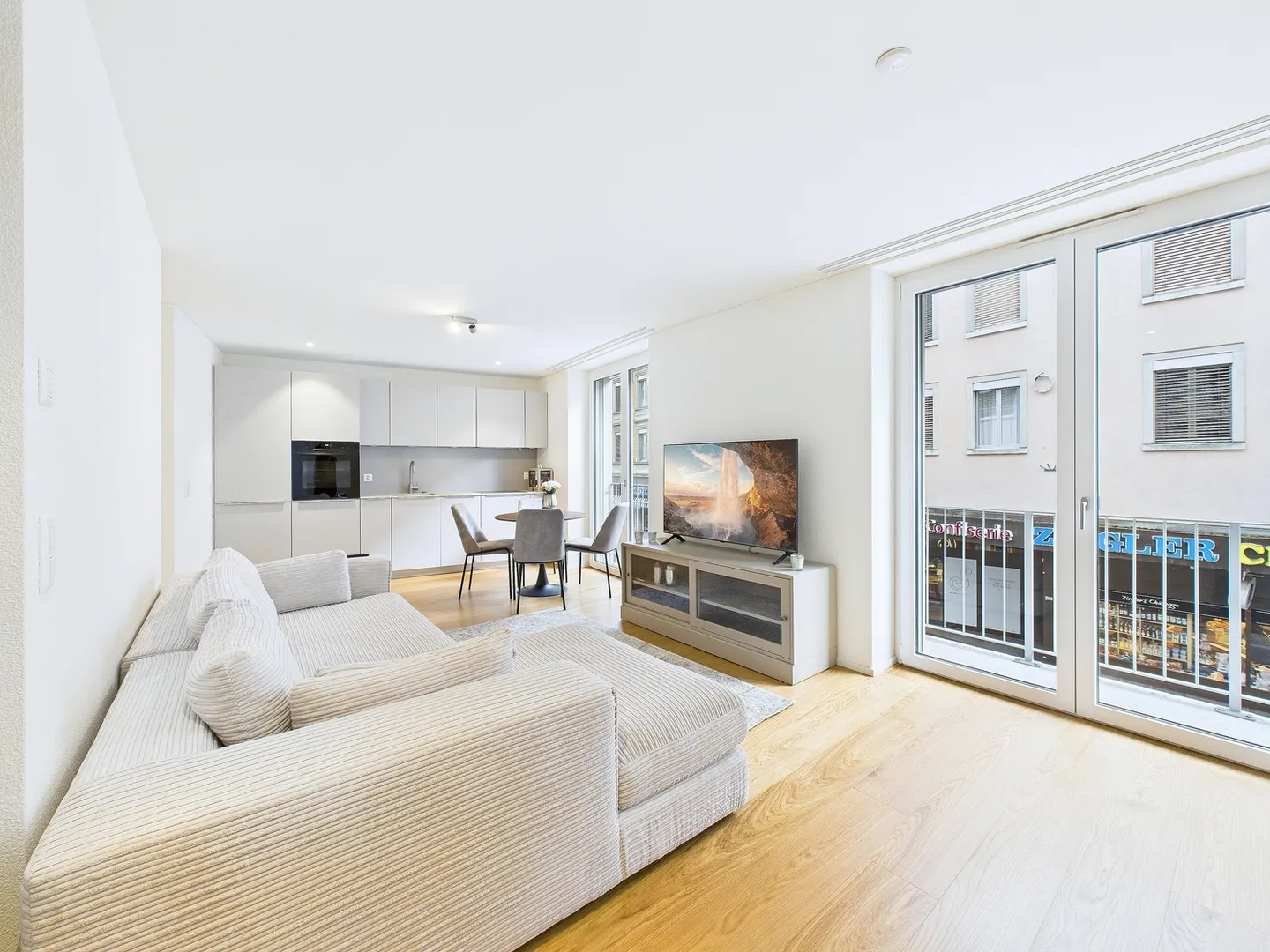 APPARTAMENTO 3½ STANZE A ZURIGO - DISTRETTO 11 OERLIKON, ARREDATO, TEMPORANEO - Foto 8 di 9