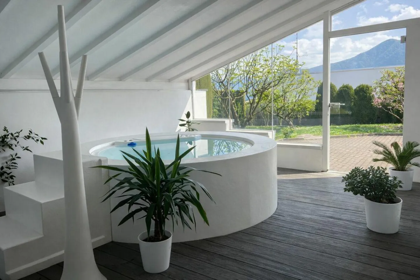 Prächtige Villa in Carona mit Garten - Foto 10 von 10