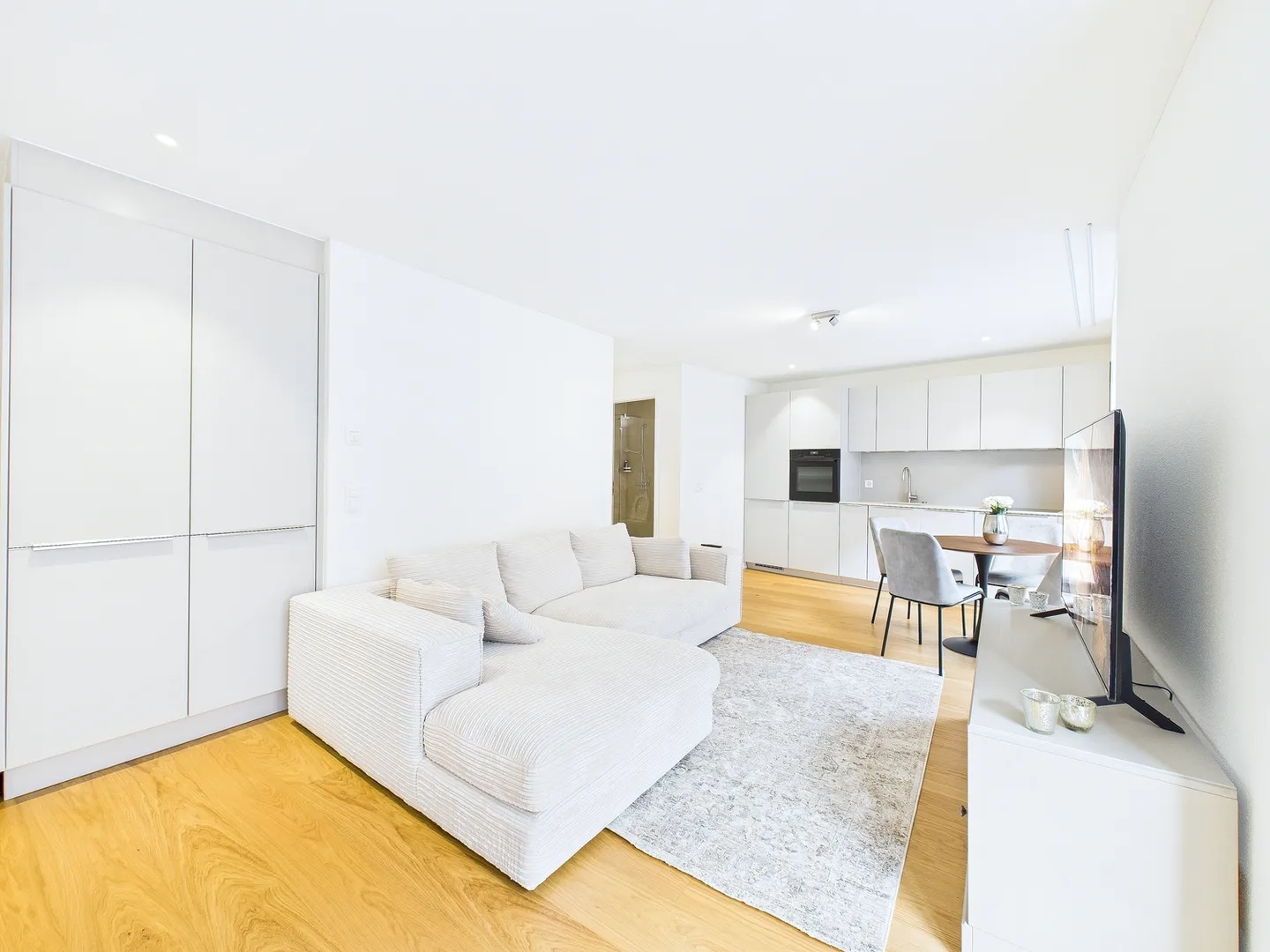 APPARTAMENTO 3½ STANZE A ZURIGO - DISTRETTO 11 OERLIKON, ARREDATO, TEMPORANEO - Foto 9 di 9