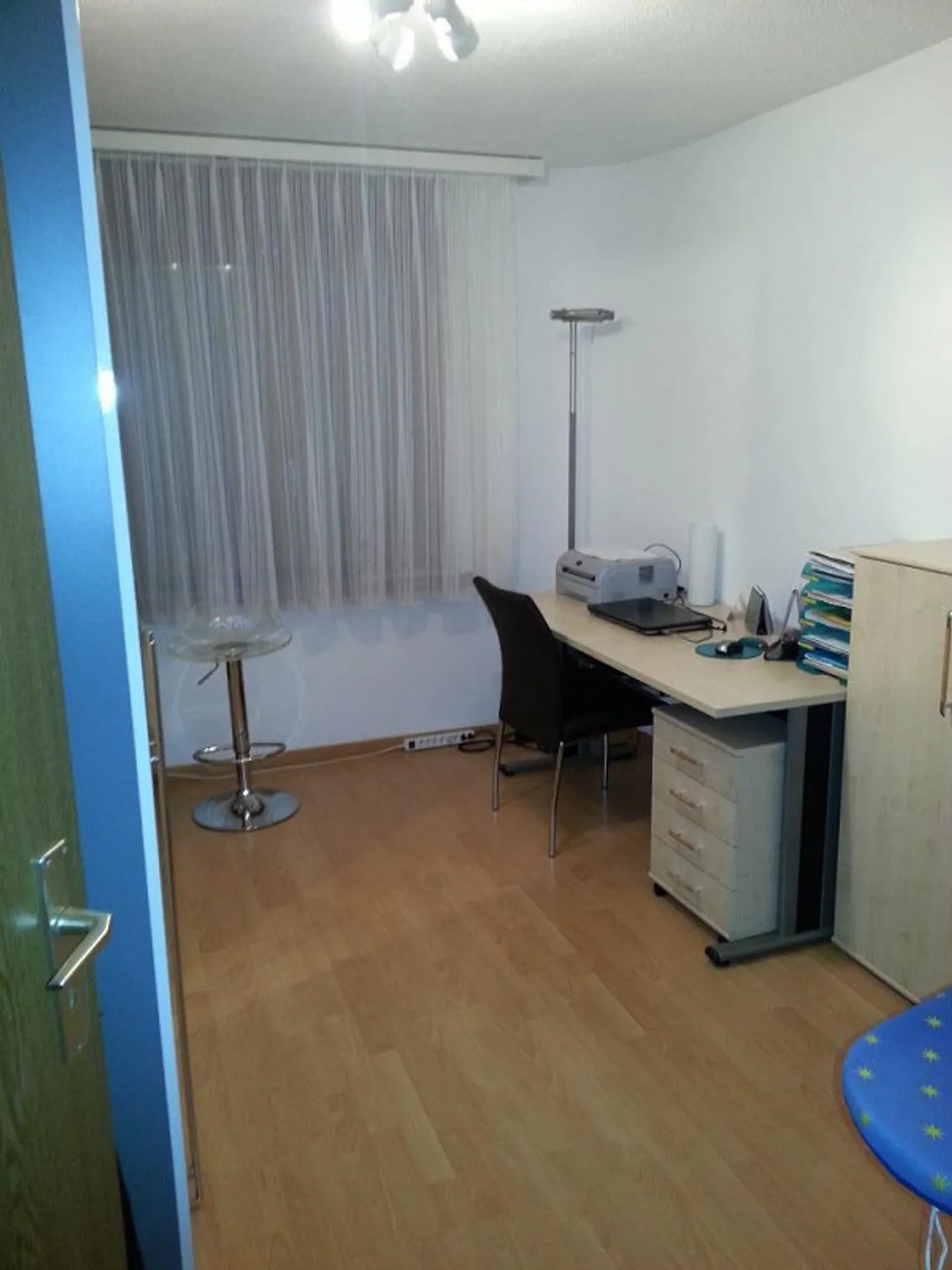 Grosszügige 3.5-Zi-Wohnung mit Balkon - Foto 6 von 11